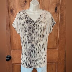 Kenneth Cole Cream and Black Short Sleeve Top